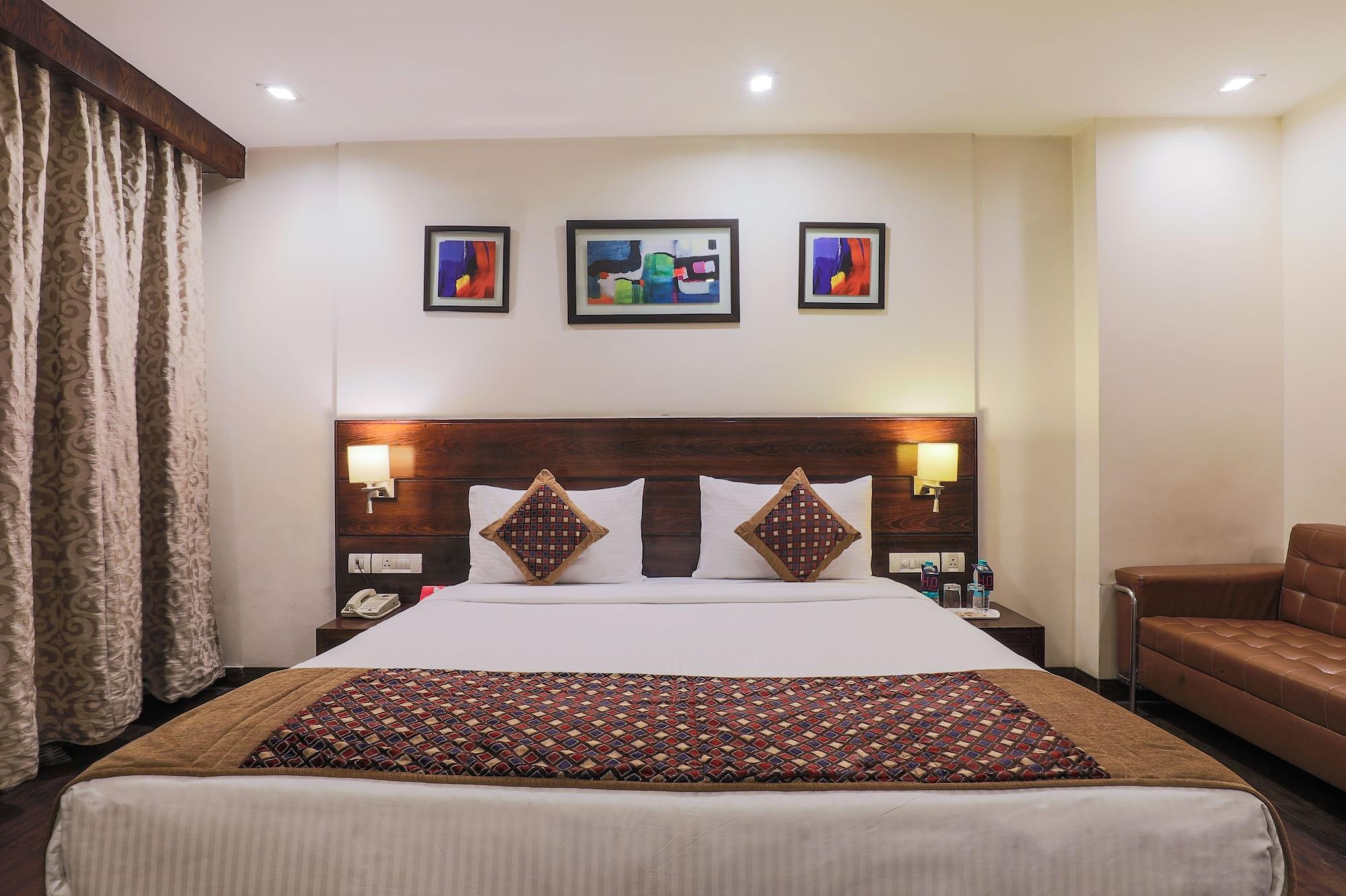 Hotel Bluestone Nehru Place By The Cosy Hotels Nueva Delhi Exterior foto